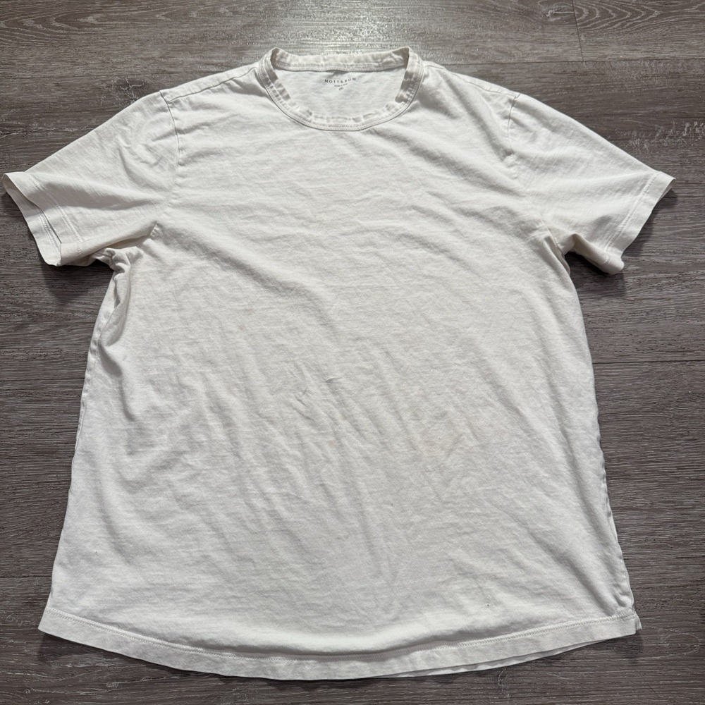 Mott & Bow Shirt Mens Medium White Tee Short Sleeve Crew Neck Cotton Minimal